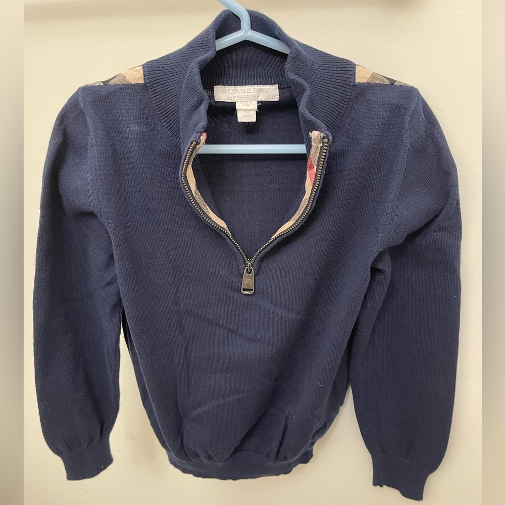 Burberry NBlue Sweater w/ Plaid Shoulder Lining & Burberry Zipper (Unisex)Size5Y